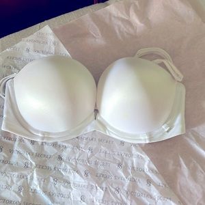 Victoria’s Secret strapless, push-up bra.